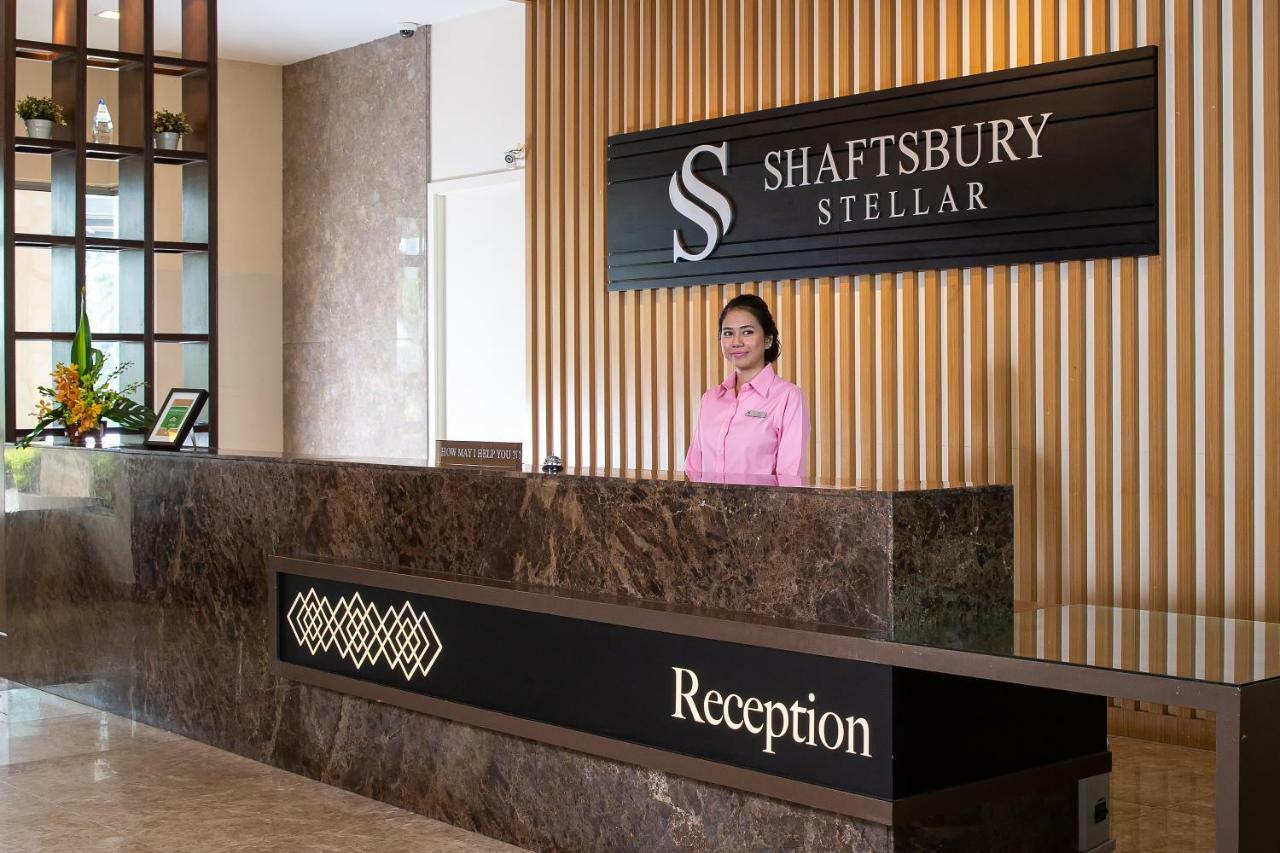 Hotel Shaftsbury Stellar Cyberjaya Exterior foto